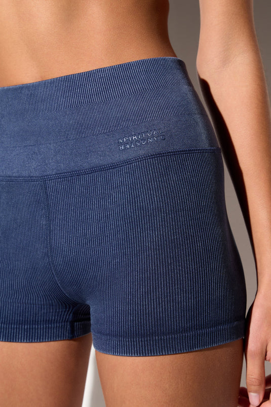 Seamless Love Shortie