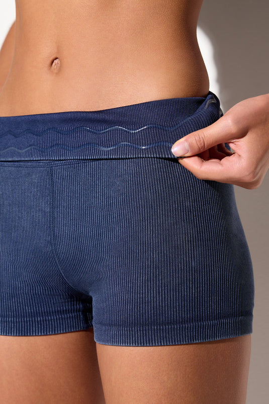 Seamless Love Shortie